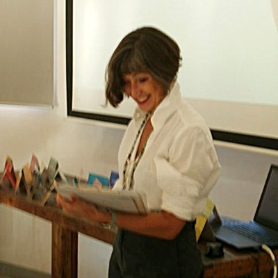 angela-santi-1